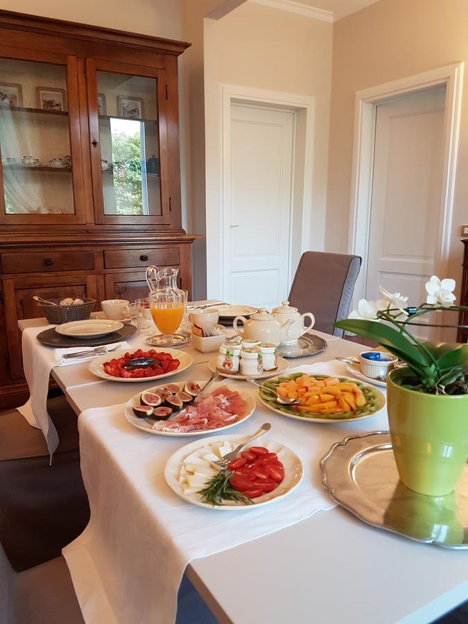 Villa Chiara B&B Biandronno Zewnętrze zdjęcie