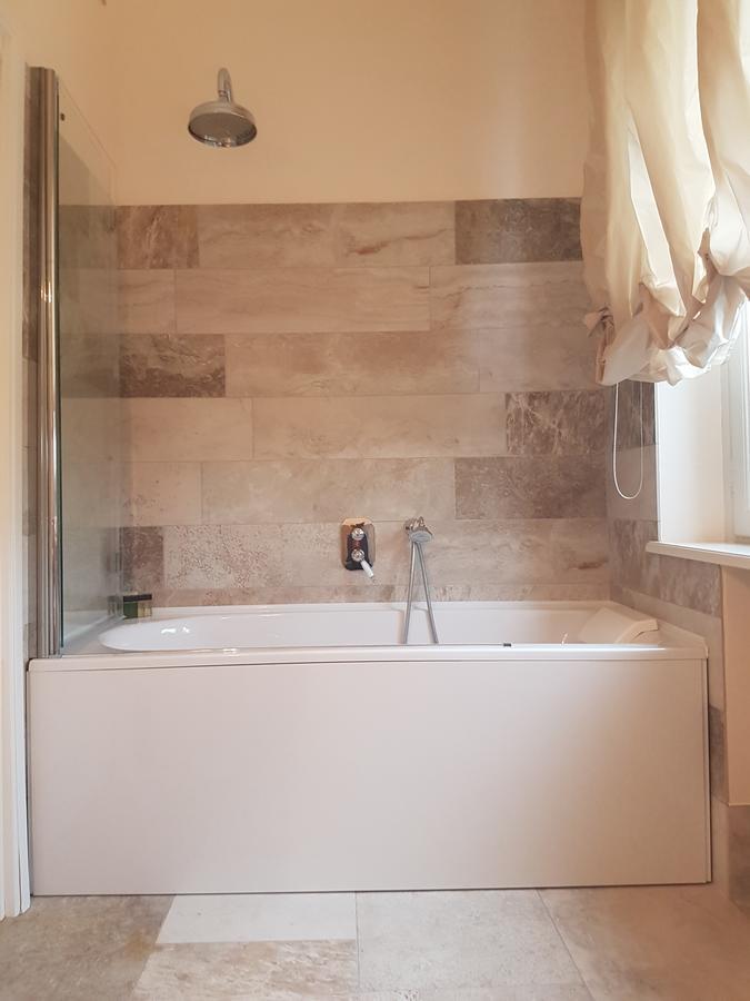 Villa Chiara B&B Biandronno Zewnętrze zdjęcie